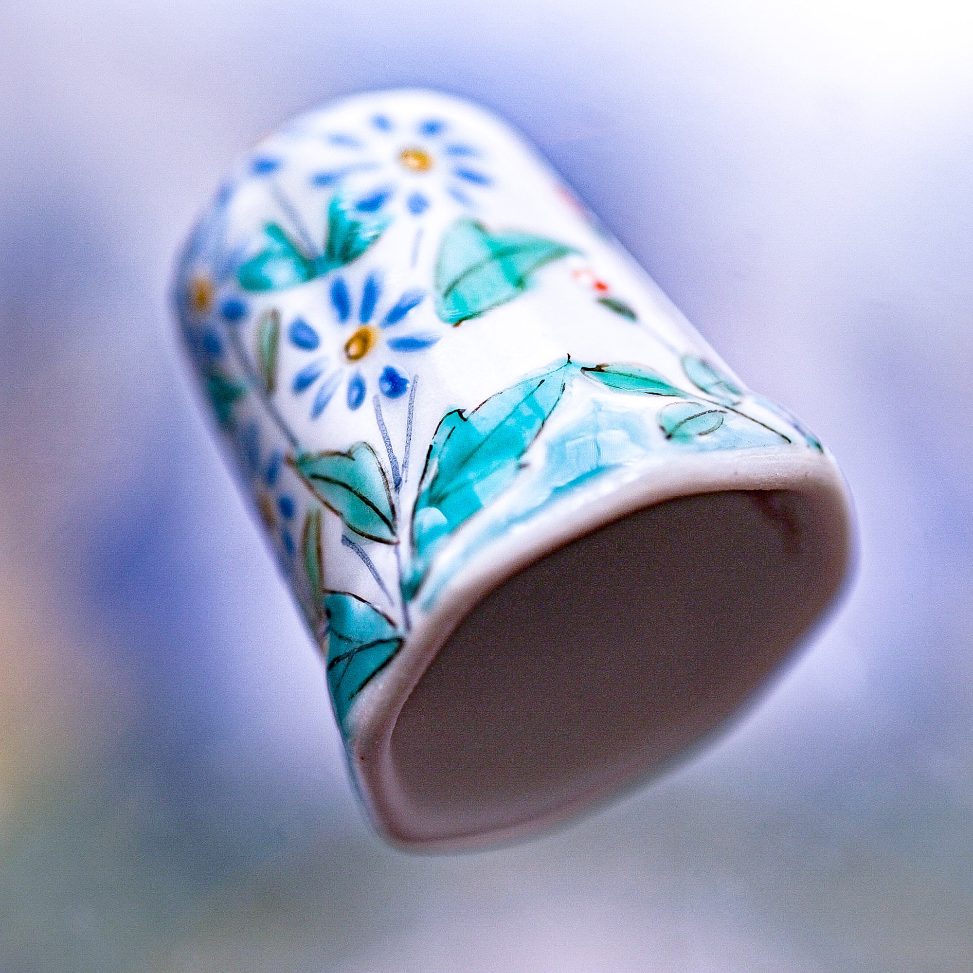 T.39【💐花刺繍のキットとご一緒に】九谷シンブル_針やすめ