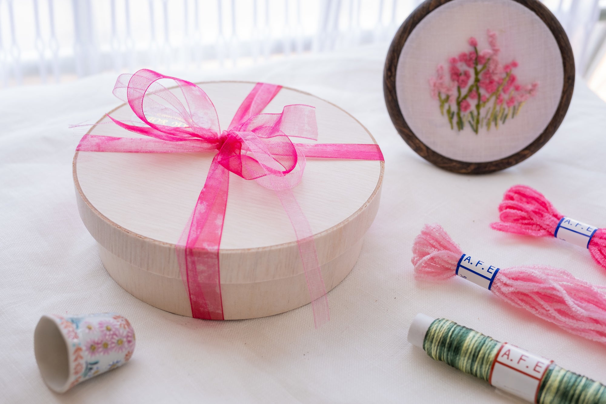 A.10🎁ギフトラッピング付き_花刺繍製作キット