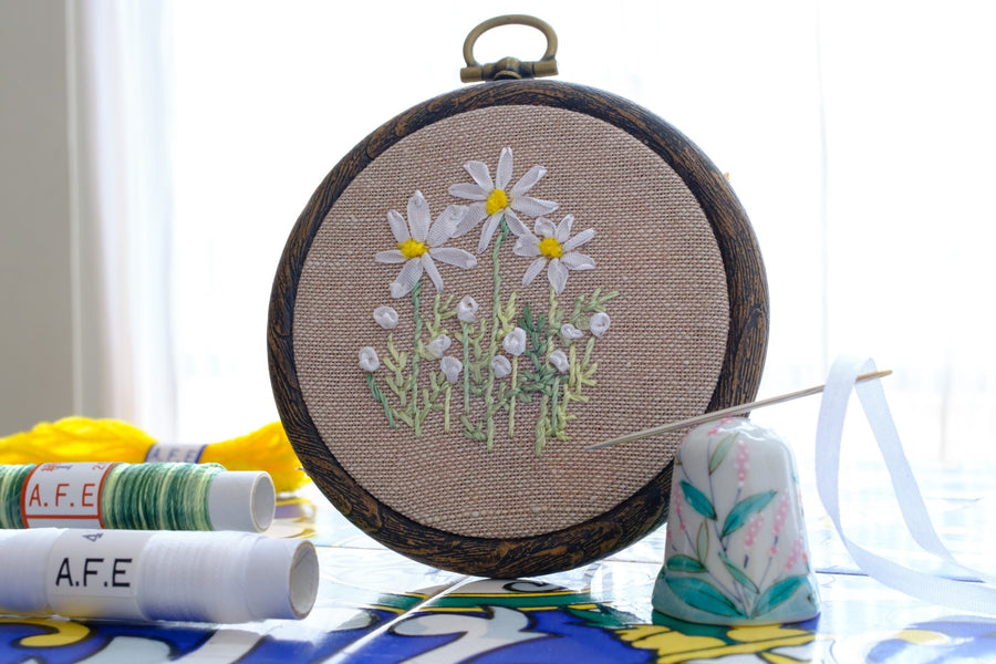 A.07  💛マーガレットの花刺繍キット 〜